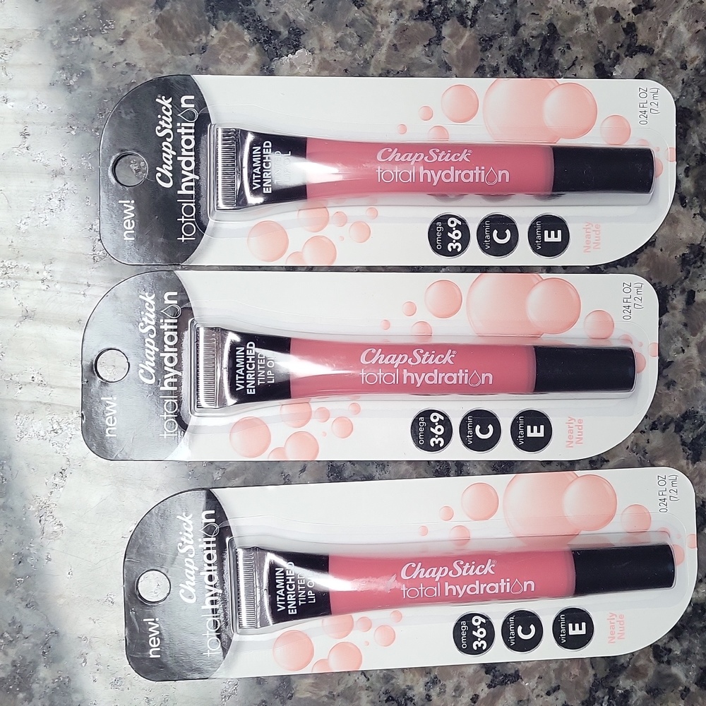 Lot of 3 Chapstick total hydration NEARLY NUDE new each 0.24 fl oz sealed vit C